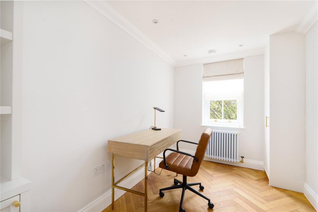 3 bedroom duplex apartment for sale in Leamington Road Villas, Notting Hill, London, W11